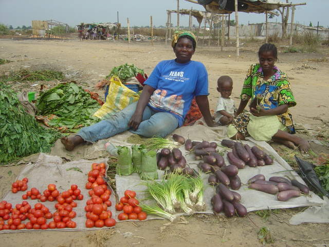 ... Gemsemarkt in Cabinda